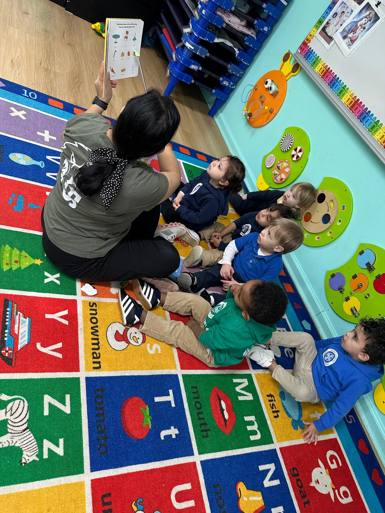 Small-group learning on the classroom rug